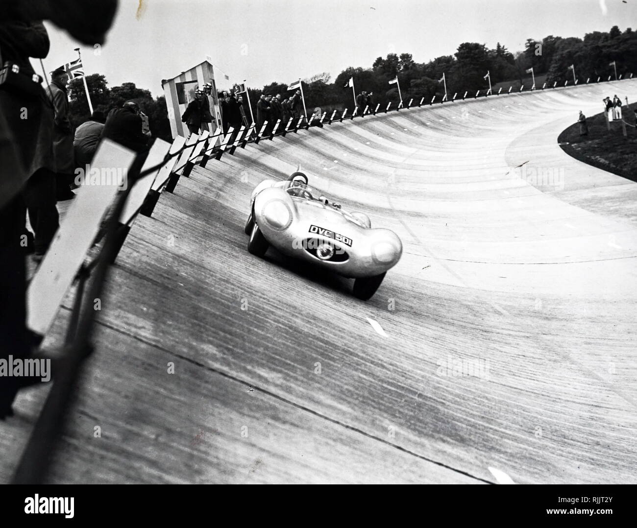 Motor race racing hires stock photography and images Alamy