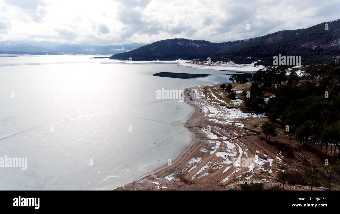 Drone flight river lake view hi-res stock photography and images - Alamy