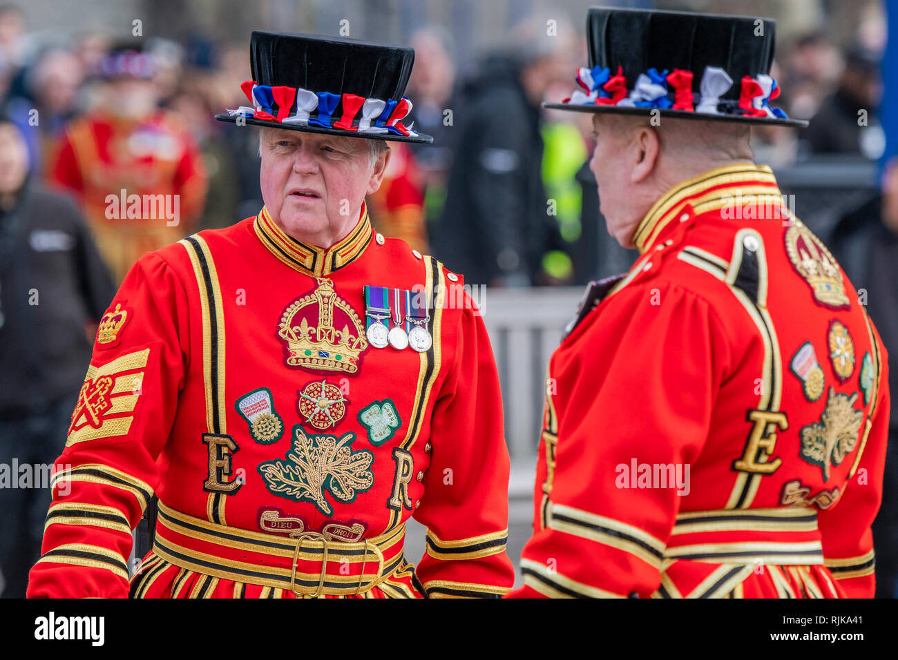 London, UK. 6th Feb 2019. Pete McGowran, the Chief Yeoman Warder at the Tower of London supervises the clear up. The Honourable Artillery Company (HAC), the City of London’s Reserve Army Regiment, fire a 62 Gun Royal Salute at the Tower of London in honour of the mark the 67th anniversary of Her Majesty The Queen’s Accession to the Throne . The three L118 Ceremonial Light Guns fired at ten second intervals.  Whilst a Royal Salute normally comprises 21 guns, this is increased to 41 if fired from a Royal Park or Residence. Credit: Guy Bell/Alamy Live News Stock Photo