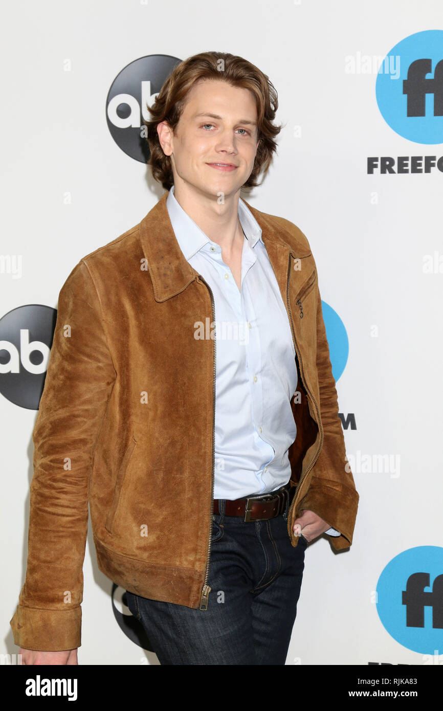 February 5, 2019 - Pasadena, CA, USA - LOS ANGELES - FEB 5: Alex Saxon ...