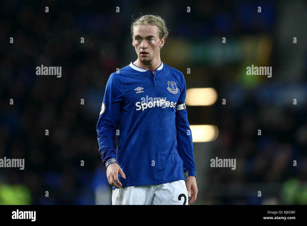 Liverpool, UK. 06th Feb, 2019. Tom Davies of Everton looks on. Premier League match, Everton v Manchester City at Goodison Park in Liverpool on Wednesday 6th February 2019. this image may only be used for Editorial purposes. Editorial use only, license required for commercial use. No use in betting, games or a single club/league/player publications. pic by Chris Stading/Andrew Orchard sports photography/Alamy Live news Credit: Andrew Orchard sports photography/Alamy Live News Stock Photo