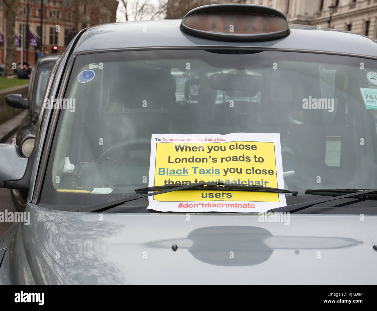 London, UK. 6th February, 2019. London cab drivers protest on Parliament Square. Credit: Joe Kuis / Alamy Live News Stock Photo