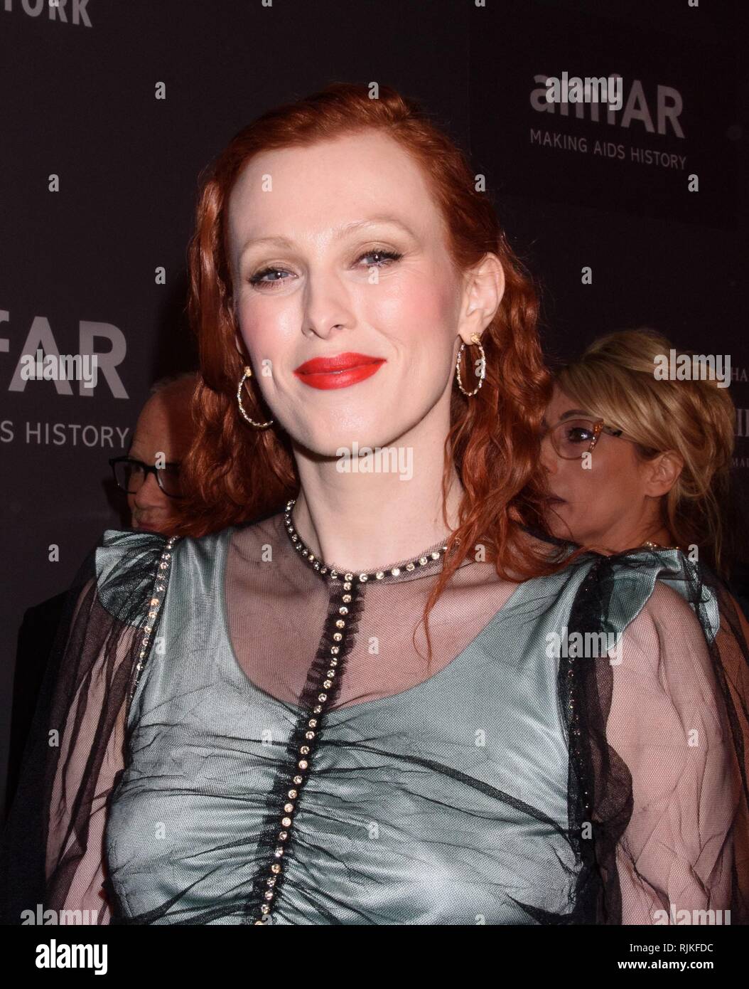 New York, NY, USA. 6th Feb, 2019. Karen Elson at arrivals for amfAR New York Gala, Cipriani Wall Street, New York, NY February 6, 2019. Credit: RCF/Everett Collection/Alamy Live News Stock Photo