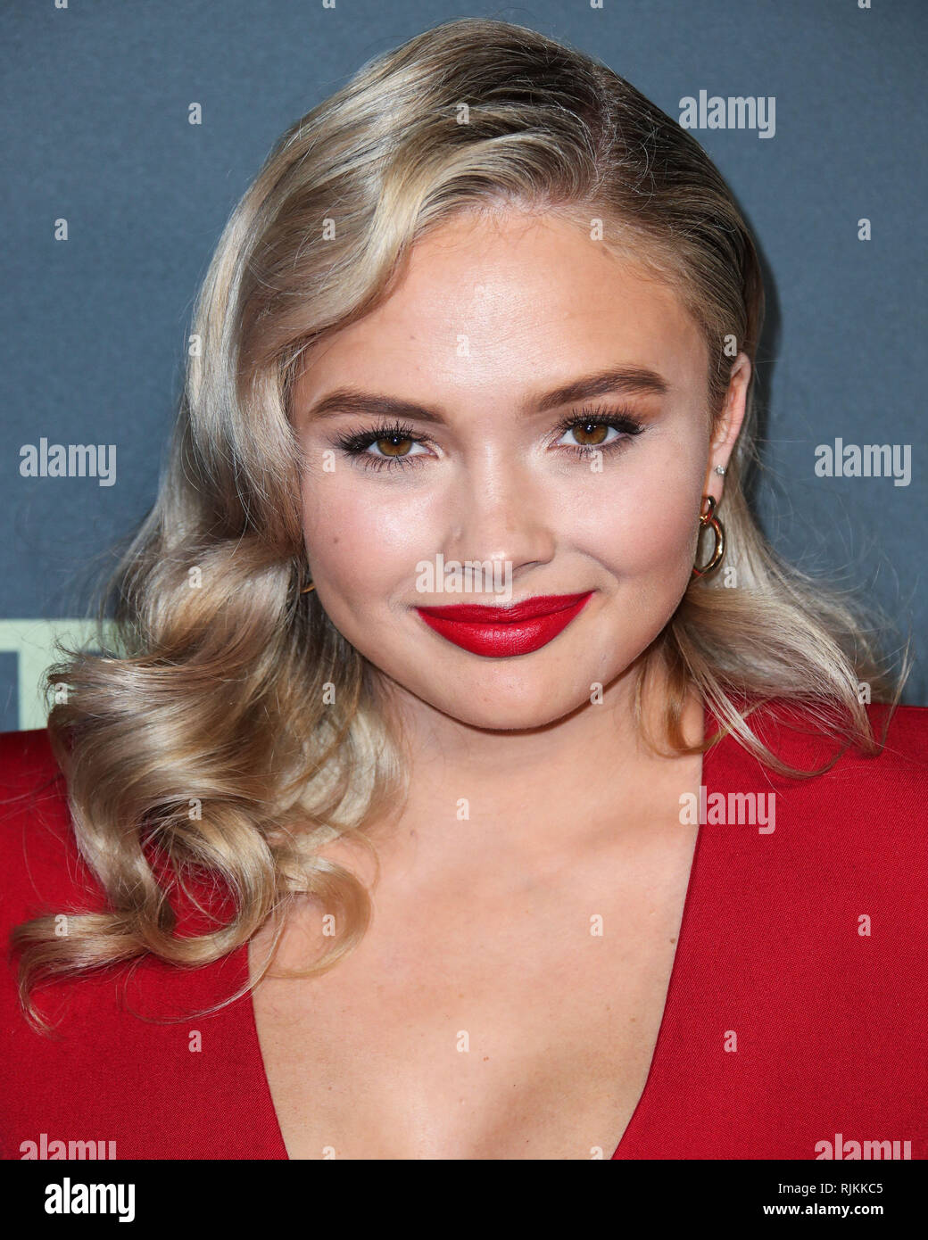 PASADENA, LOS ANGELES, CA, USA - FEBRUARY 06: Actress Natalie Alyn Lind