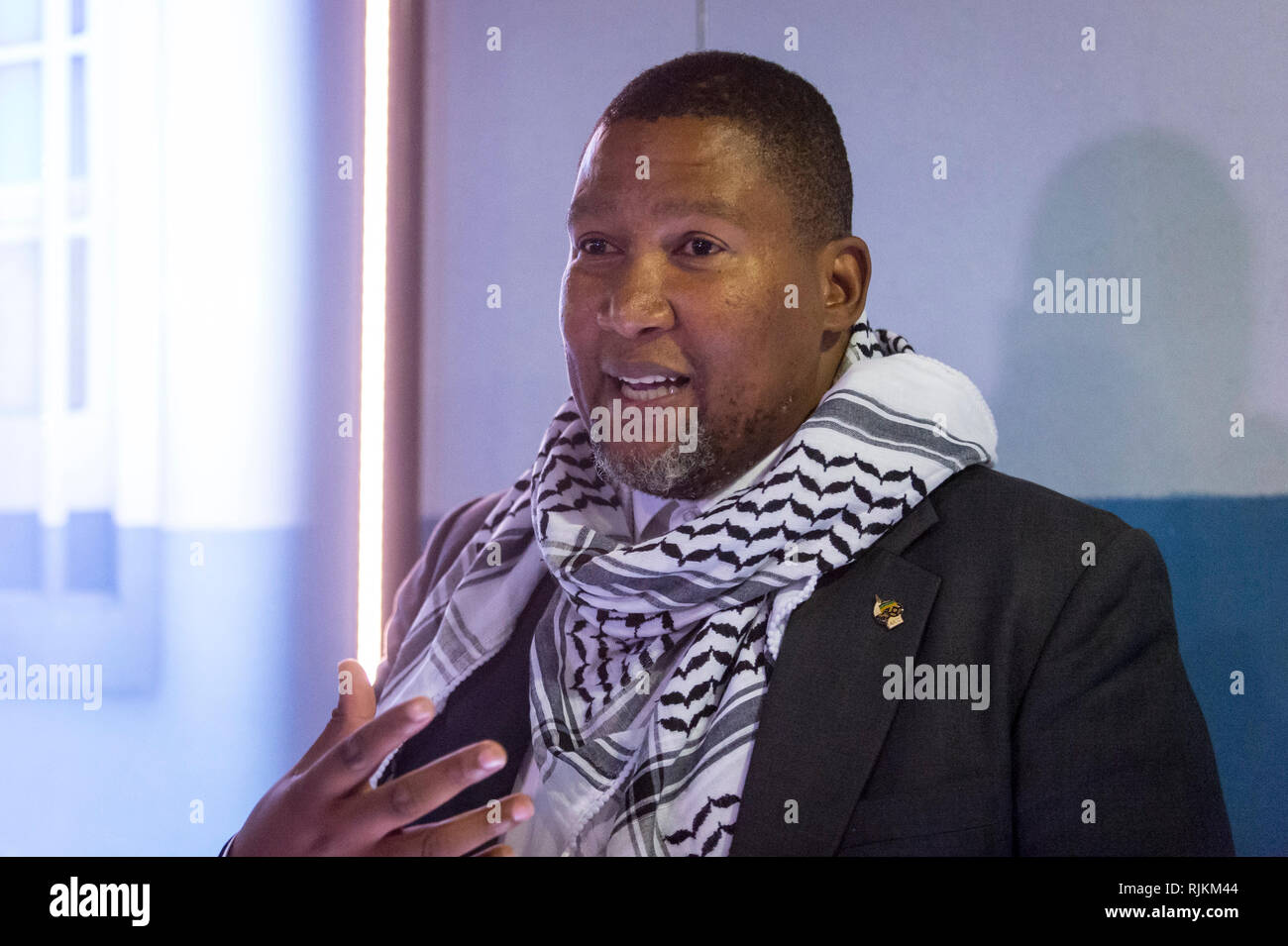 Nelson mandela grandson hi-res stock photography and images - Alamy