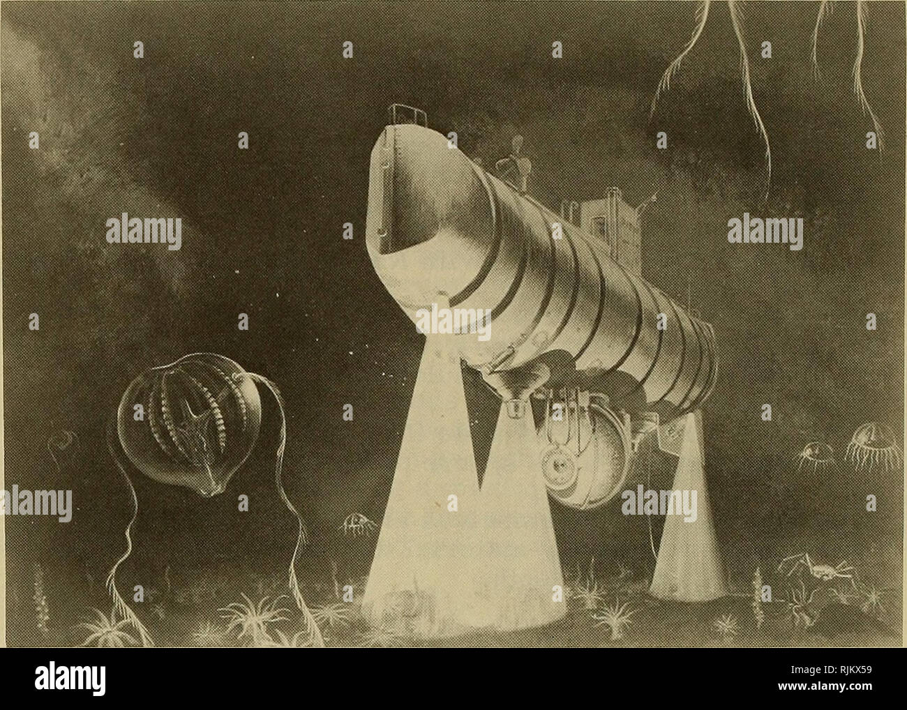 Bathyscaphe trieste fotografías e imágenes de alta resolución - Alamy