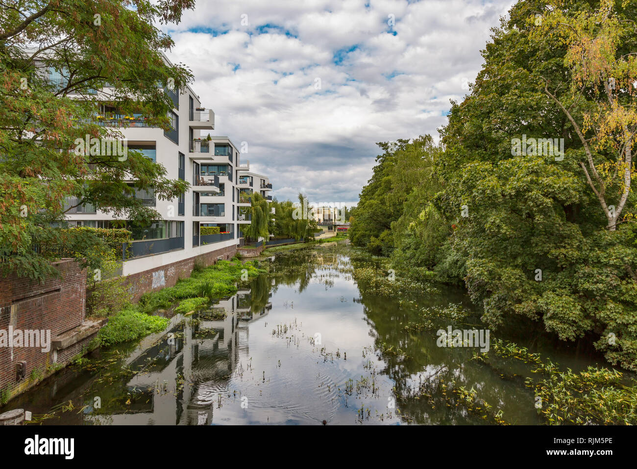 Modern houses at the canal in HamburgBergedorf Stock Photo Alamy