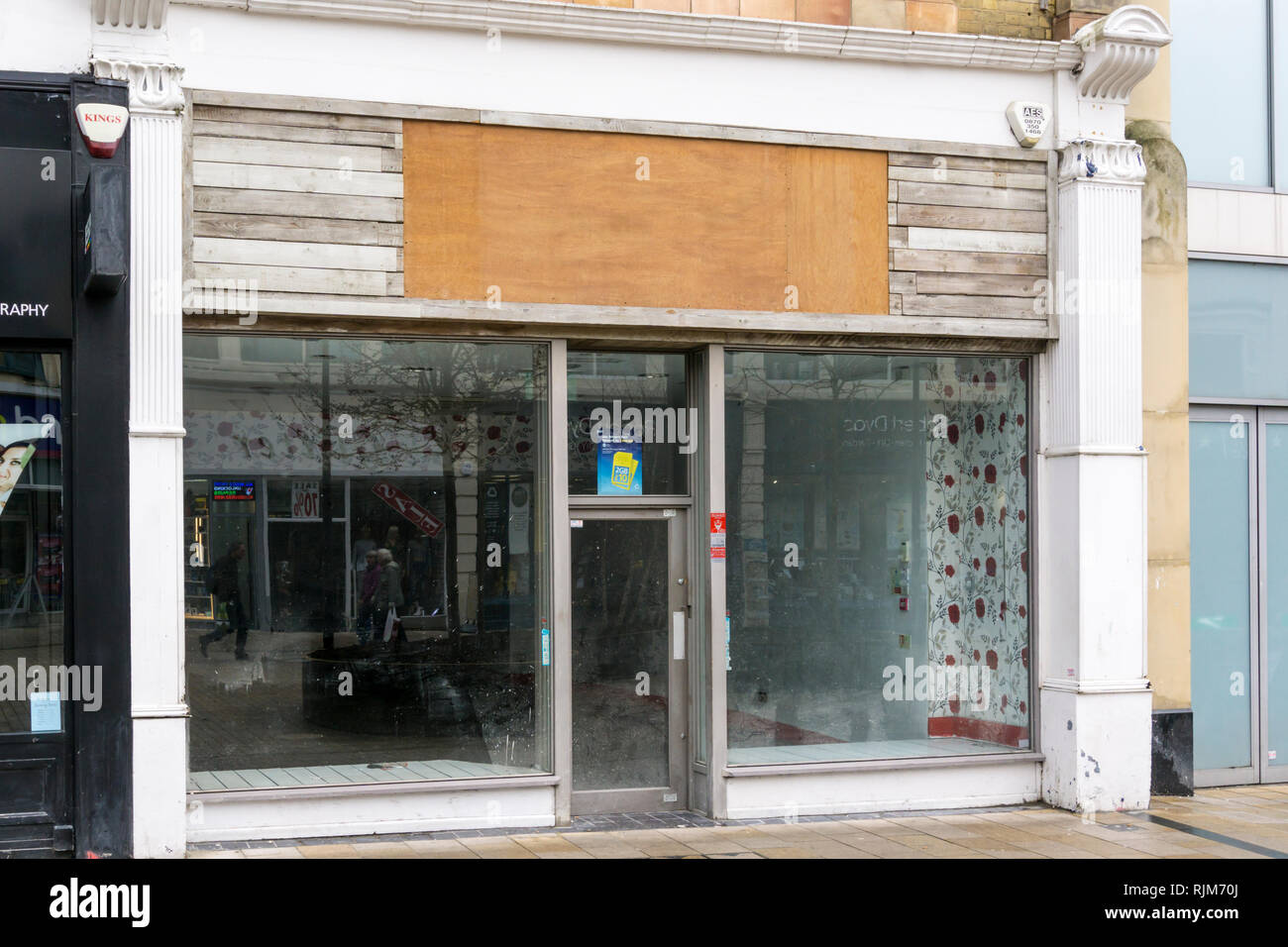Empty Shops In High Street High Resolution Stock Photography and Images
