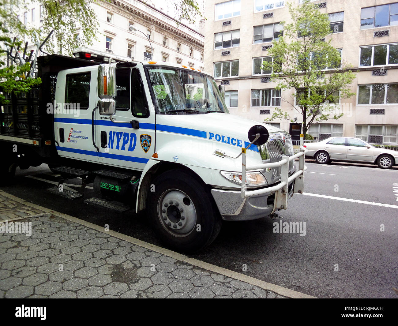 NYPD, Police truck, New-York, USA Stock Photo - Alamy