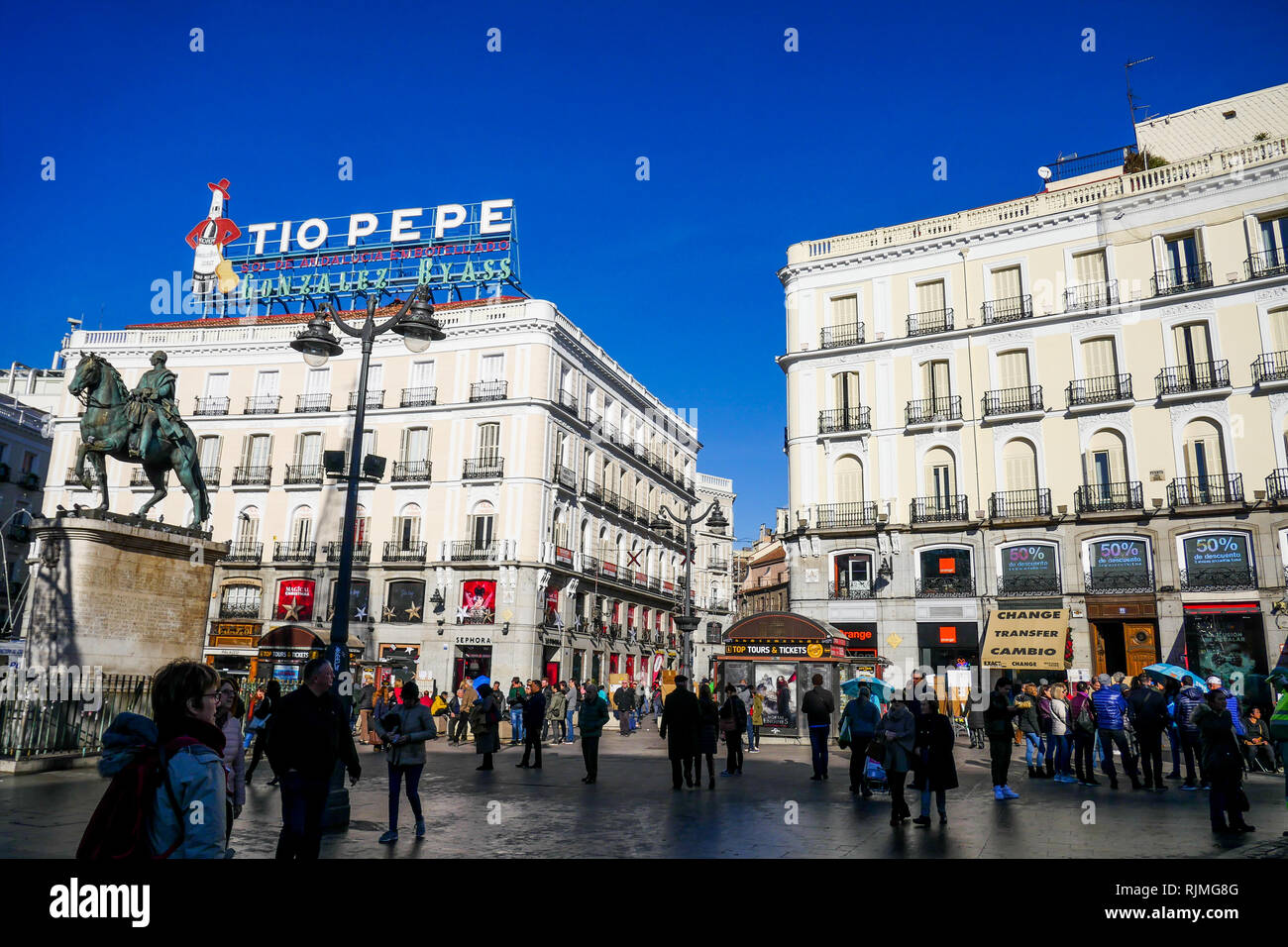 Puerta del sol hi-res stock photography and images - Page 31 - Alamy