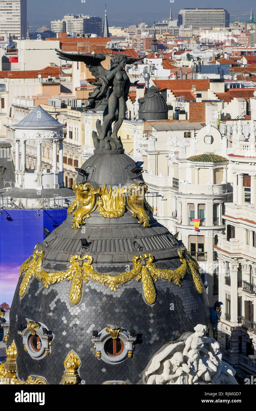Metropolis Building Calle De Alcalá 42 Madrid Spain Stock Photo Alamy