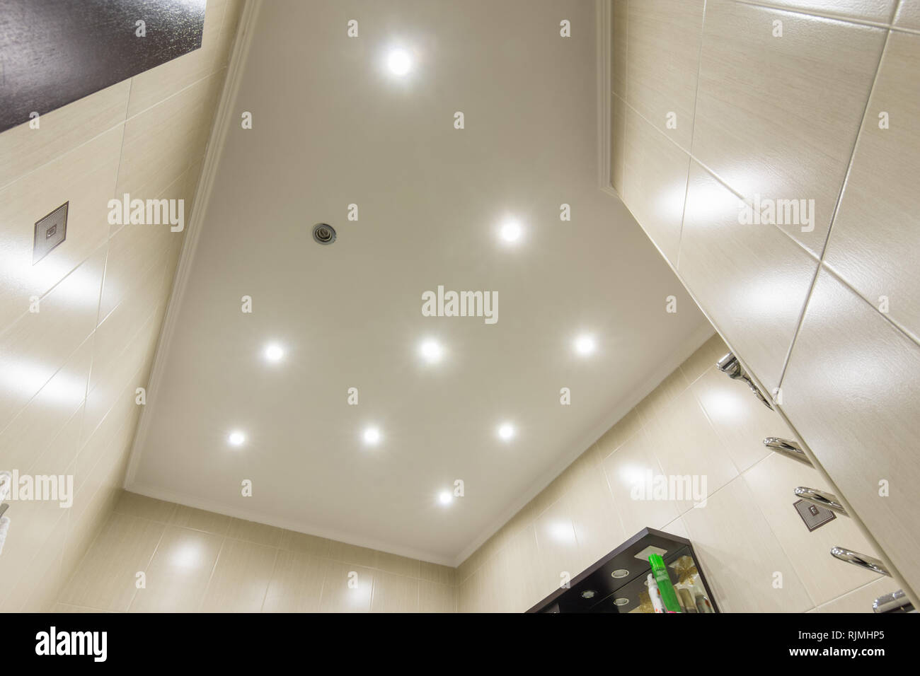 Light bulb in the bathroom Stock Photo - Alamy