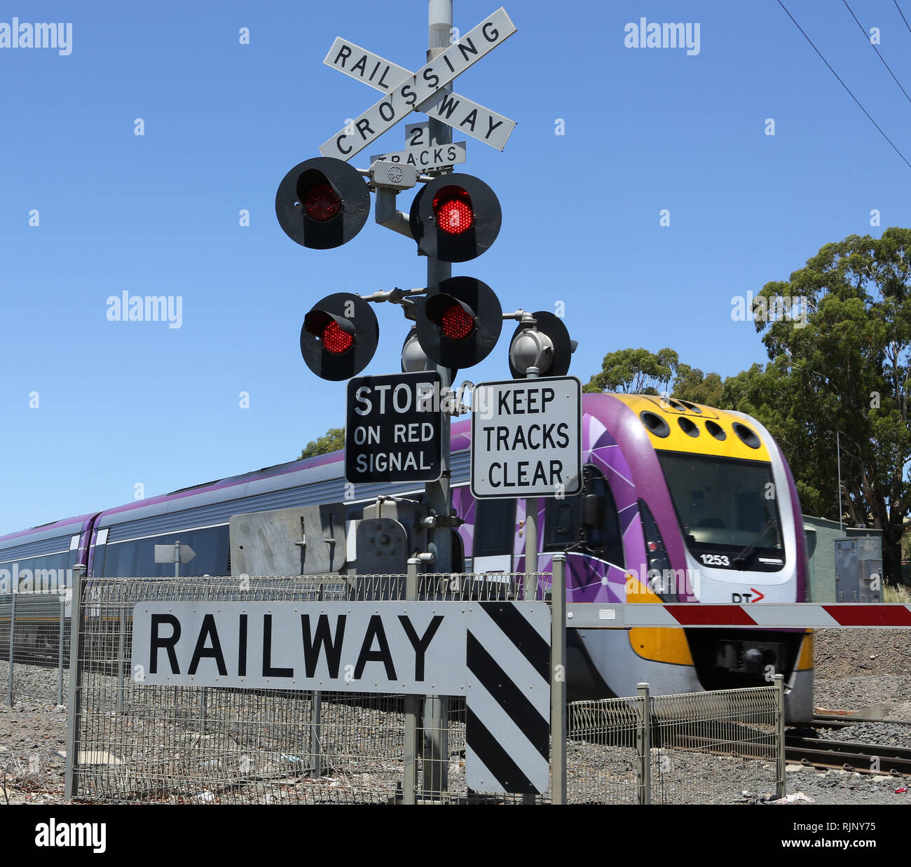Train Stop Red Signal High Resolution Stock Photography And Images Alamy Train Stop Red Signal High Resolution Stock Photography And Images Alamy