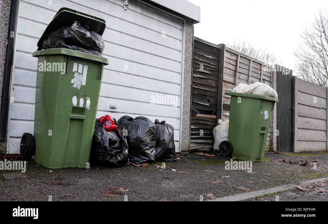 Post Christmas rubbish awaiting collection, outside homes on Carter Road, Cheltenham.     Picture by Thousand Word Media.  NO SALES, NO SYNDICATION. C Stock Photo