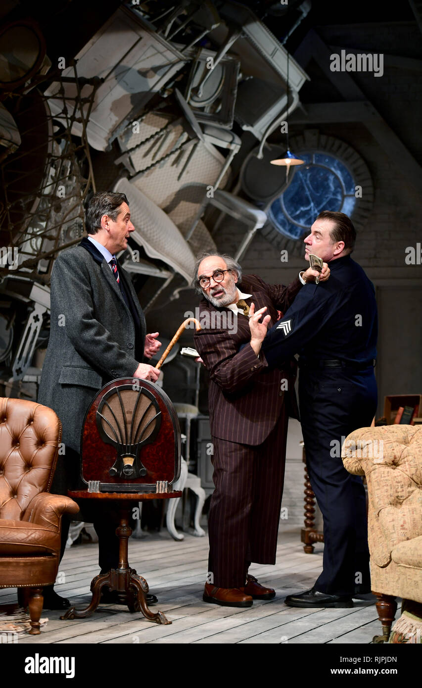 Adrian Lukis, David Suchet and Brendan Coyle during a dress rehearsal of Arthur Miller's The Price ahead of its West Run at the Wyndham's Theatre, central London. Stock Photo