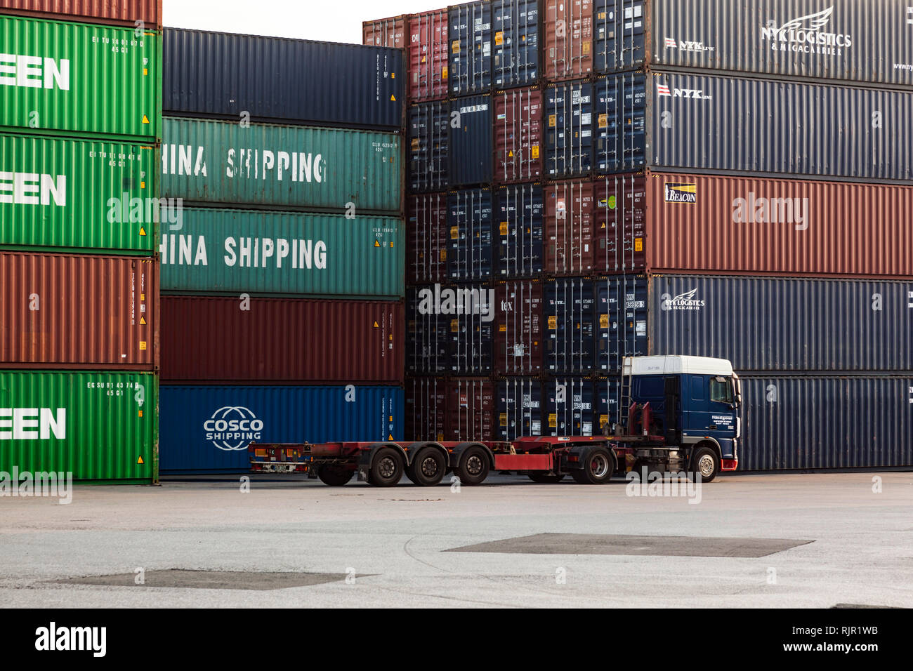 Container in the port of duisburg hi-res stock photography and images -  Page 2 - Alamy