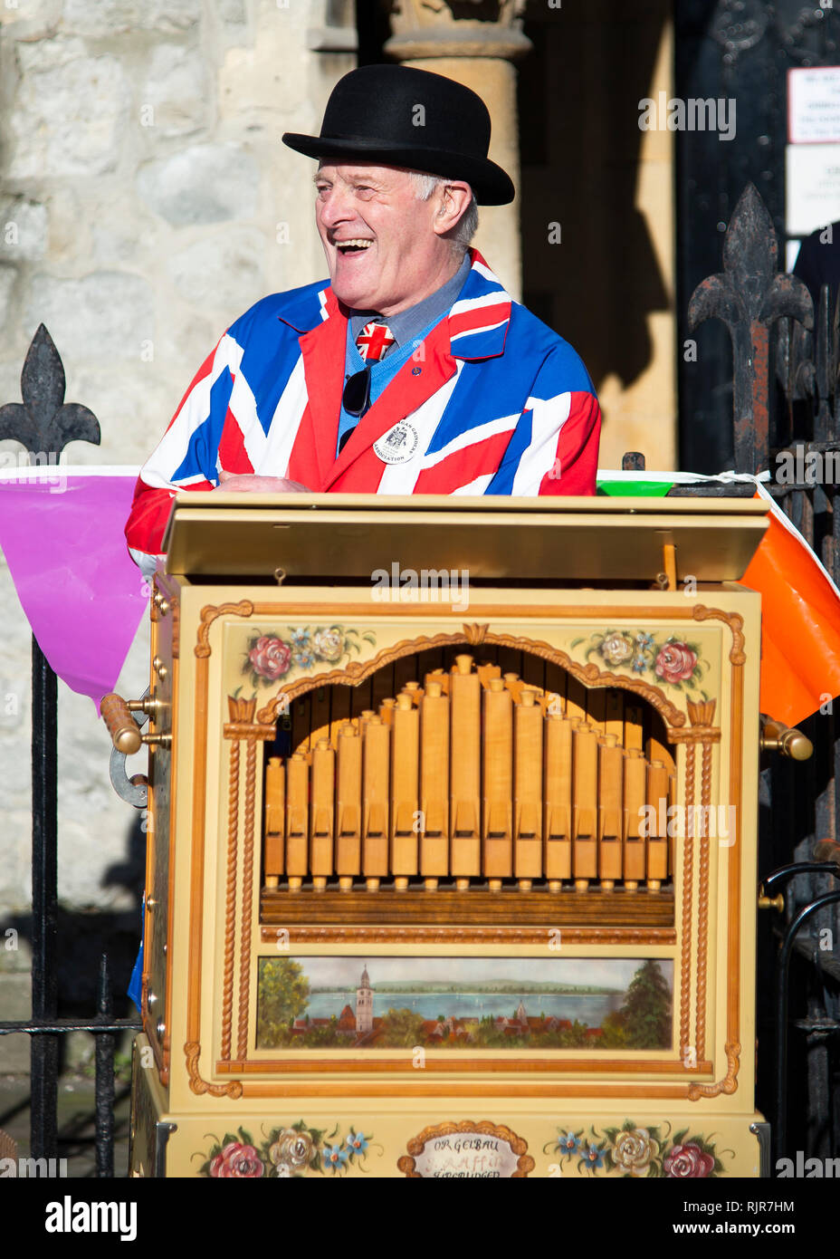 London, UK. 3rd January 2019. Grimaldi Service - The annual service in which clowns, dressed in full costume, gather to honour the king of the clowns, Stock Photo