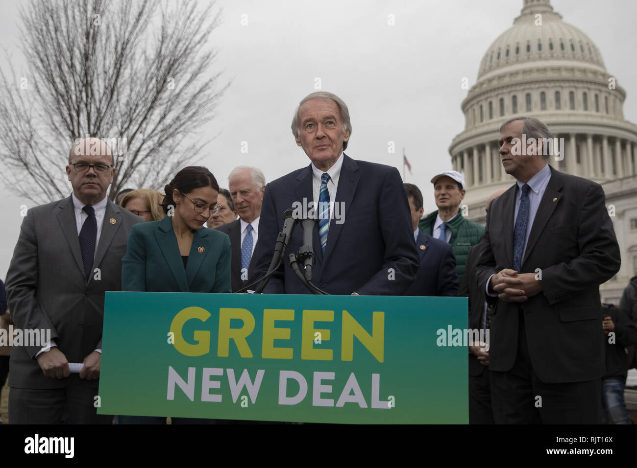 Washington, District of Columbia, USA. 7th Feb, 2019. Senator Ed Markey, Democrat of Massachusetts, speaks during a press conference to announce the ''Green New Deal'' held at the United States Capitol in Washington, DC on February 7, 2019. Credit: Alex Edelman/CNP Credit: Alex Edelman/CNP/ZUMA Wire/Alamy Live News Stock Photo