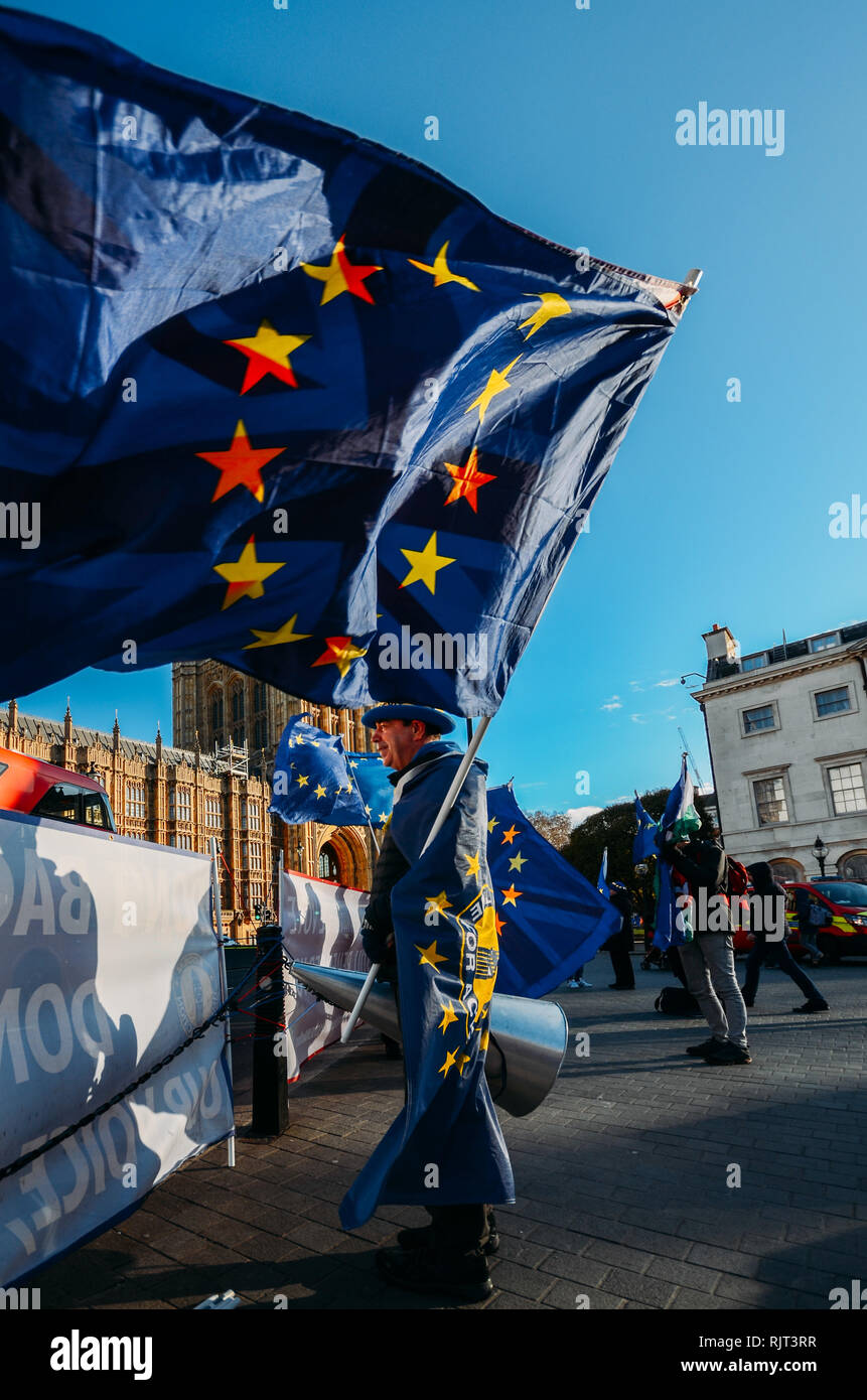 London, UK - Feb 7, 2019: Steve Bray protesting against Brexit outside the Houses of Parliament, London Credit: Alexandre Rotenberg/Alamy Live News Stock Photo