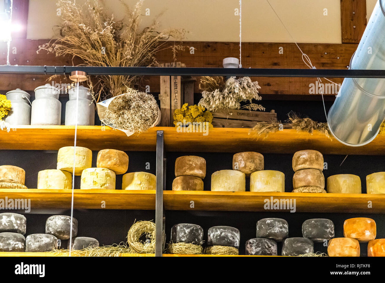 Eataly Cheese Hi Res Stock Photography And Images Alamy Eataly Cheese Hi Res Stock Photography And Images Alamy