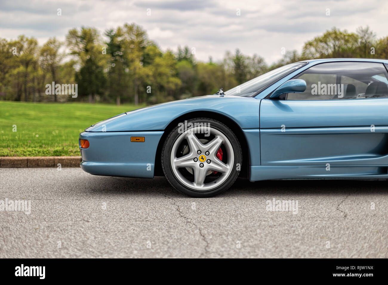 Ferrari f355 berlinetta hi-res stock photography and images