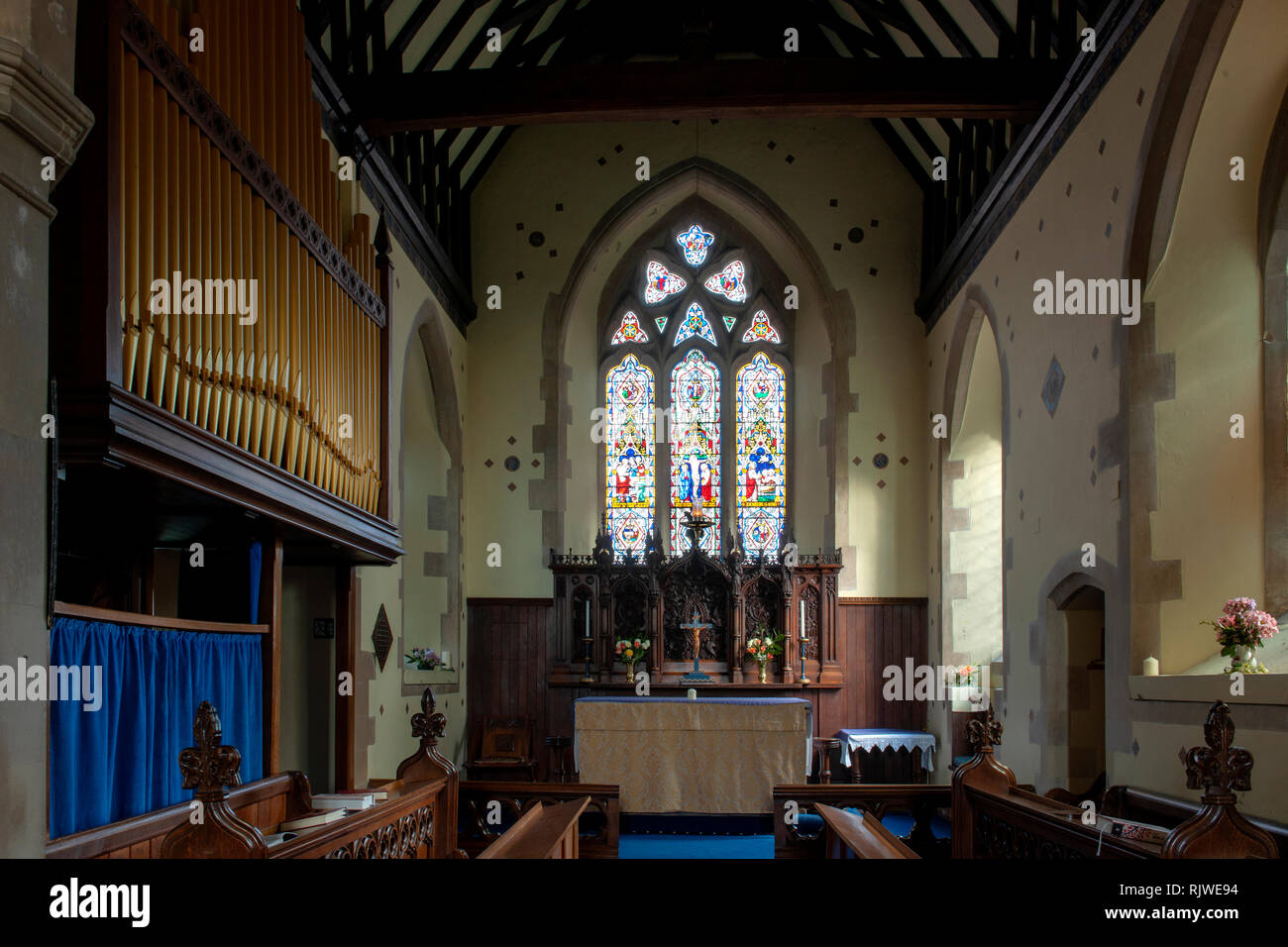 Parish Church of St John The Baptist, London Road, Purbrook, Waterlooville, Hampshire, England, UK Stock Photo