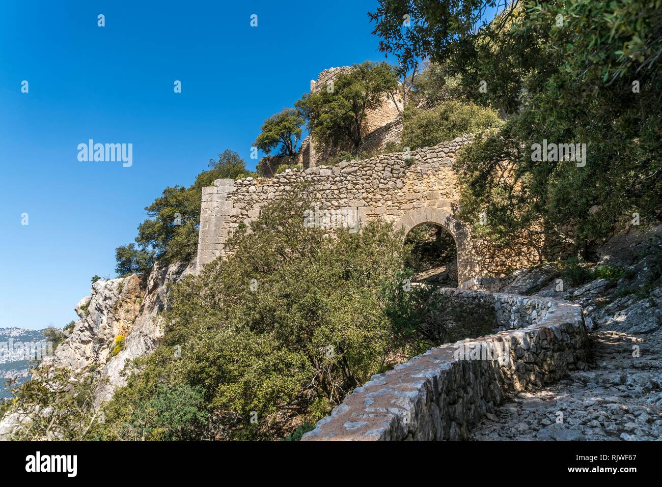 Castle ruin Castell d'Alaró, Serra de Tramuntana, Majorca, Balearic Islands, Spain Stock Photo