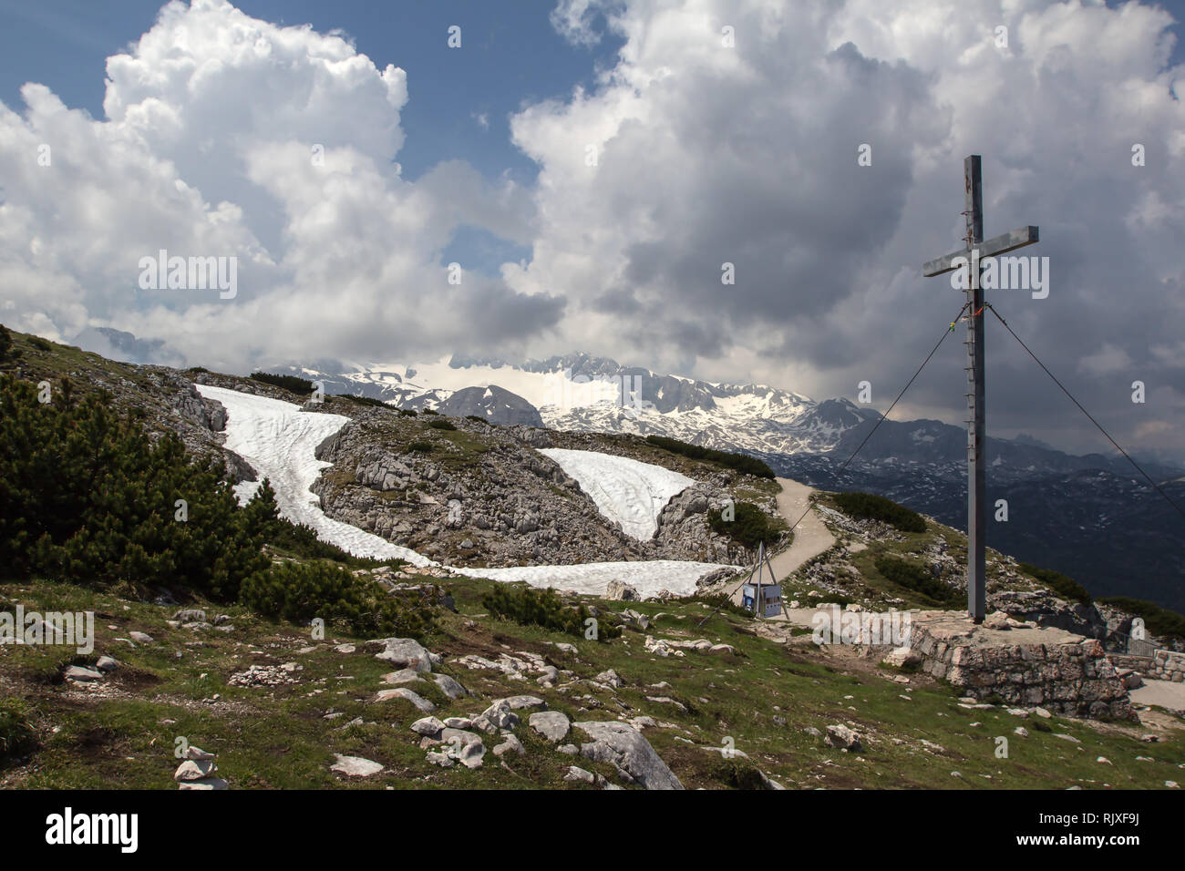 Scenic landscape of the Austrian Alps of the Dachstein Stock Photo - Alamy