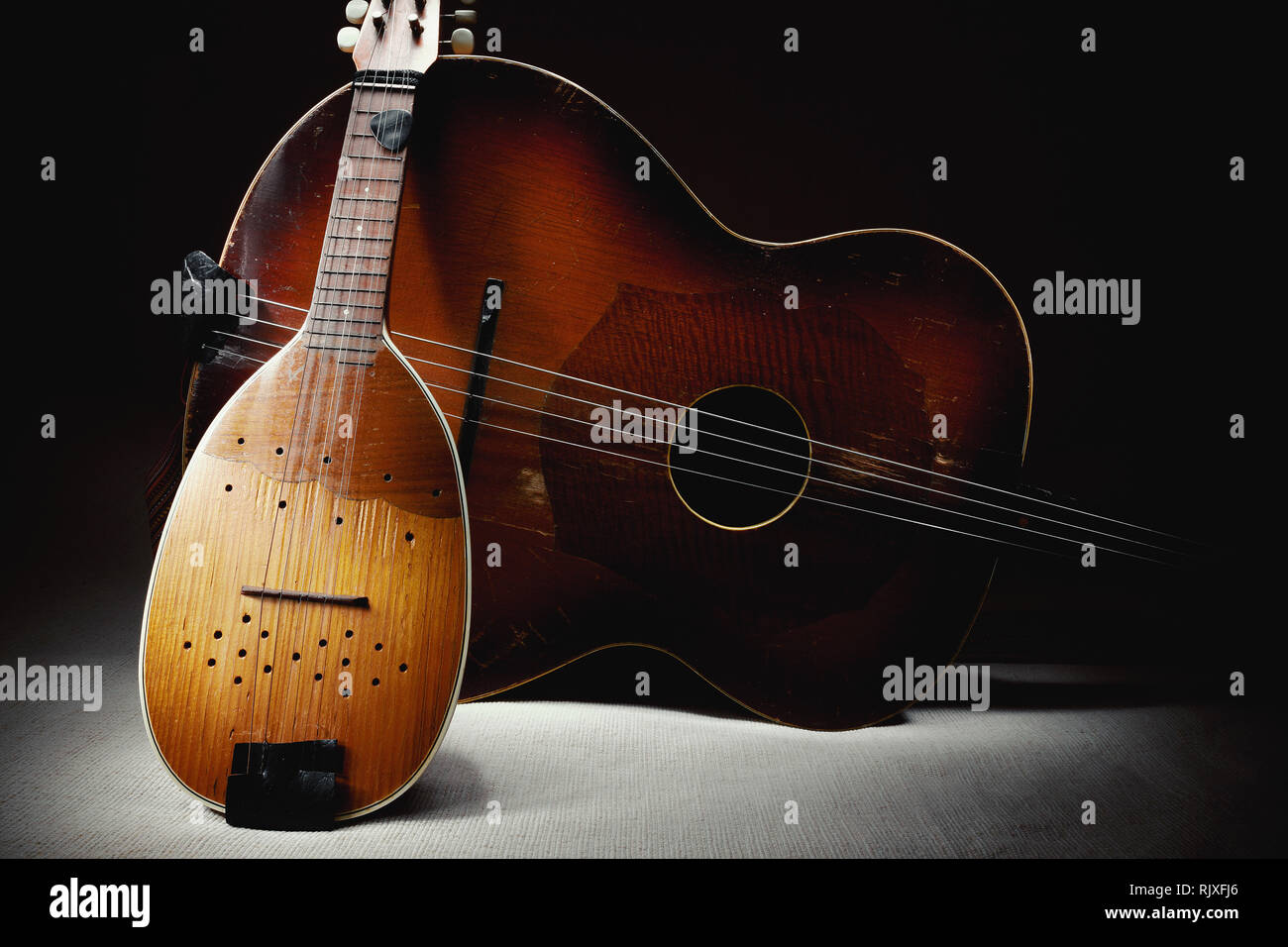 Tambura High Resolution Stock Photography and Images - Alamy