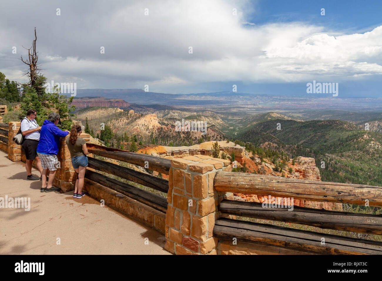 Farview viewpoint bryce national park hi-res stock photography and ...