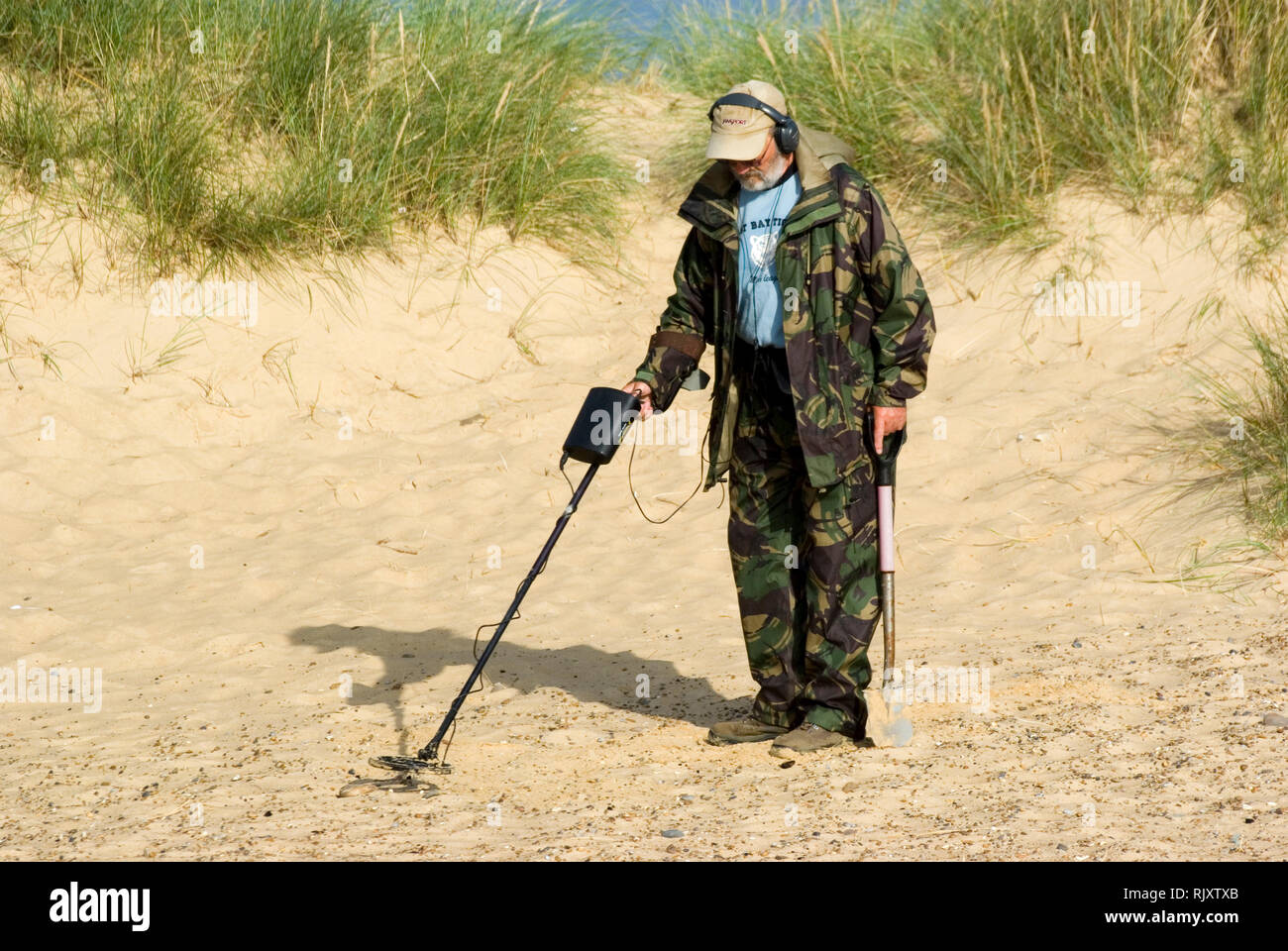 Seaside detecting hires stock photography and images Alamy