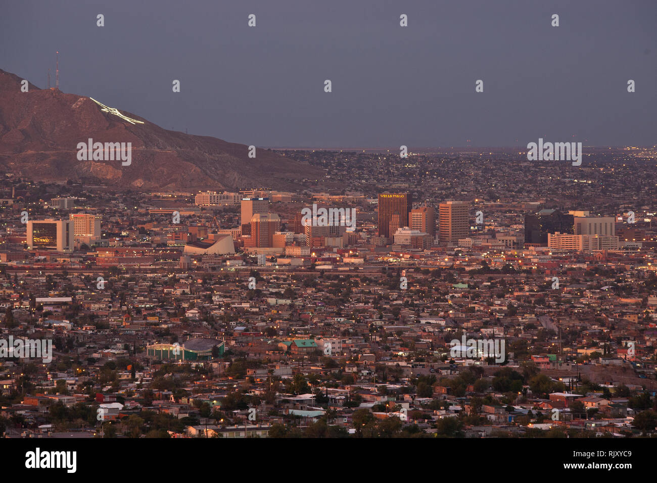 Chihuahua mexico and mountains hi-res stock photography and images - Alamy