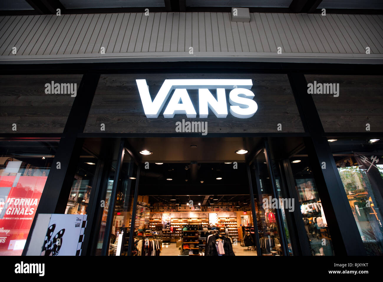 Vans Store Stock Photo - Alamy