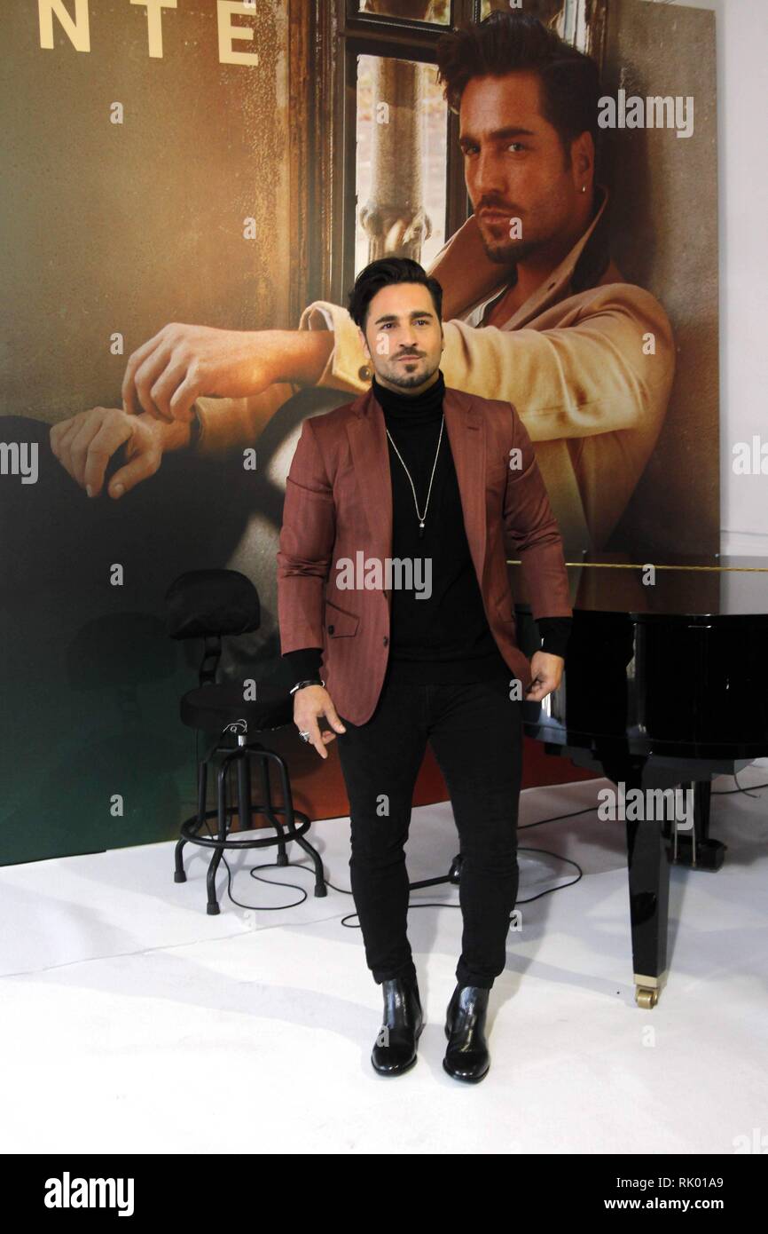Singer David Bustamante during album premiere “ Heroes en tiempos de