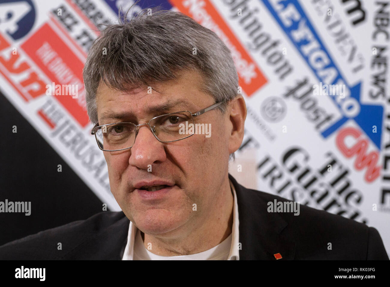 Rome, Italy. 08th February, 2019. Maurizio Landini (L), CGIL trade union Secretary, and Susanna Camusso (R), former CGIL trade union Secretary, attend a press conference at Foreign Press Association. CGIL, CISL and UIL (Italy's major trade unions) will take part in a national demonstration, scheduled for February 9, to protest against the economic policy of the Italian government. Credit: Giuseppe Ciccia/Alamy Live News Stock Photo