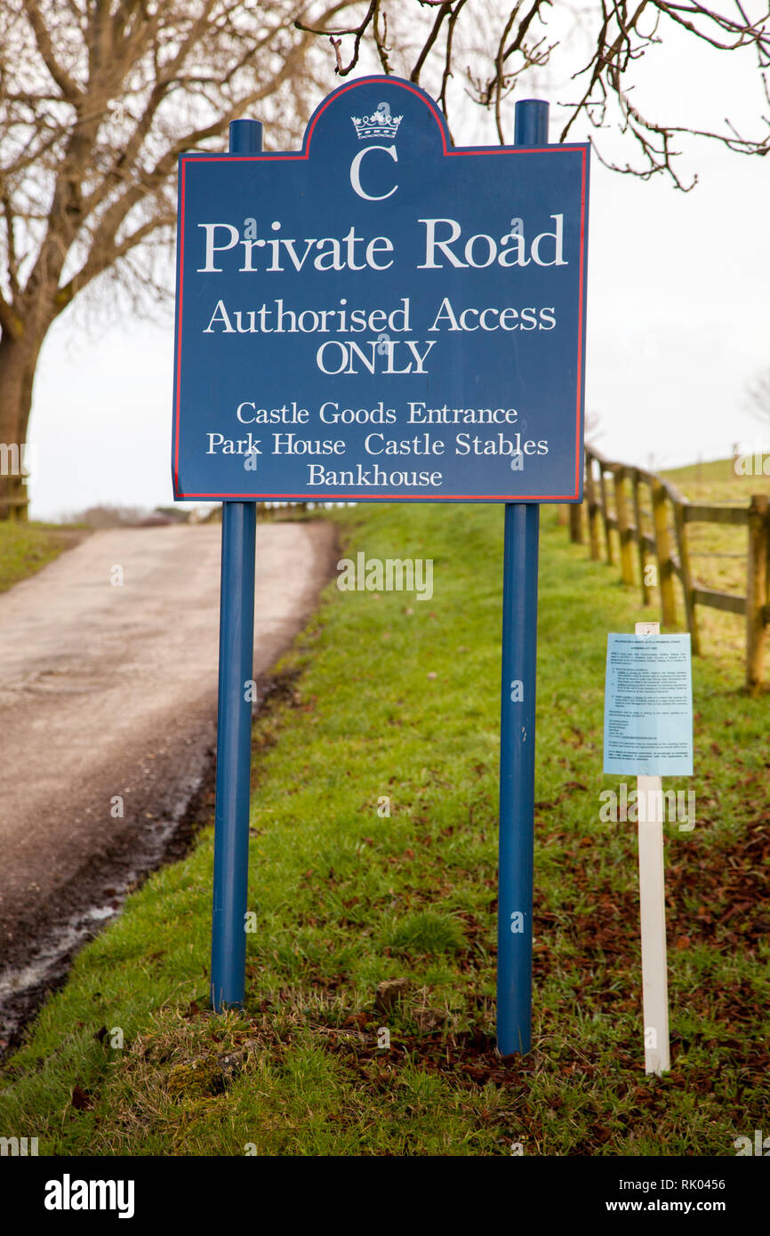 Cheshire, UK. 8th Feb 2019. Leading national hunt racehorse trainer Donald McCain's Bank House stables at Cholmondeley deep in the heart of the Cheshire countryside currently in lock down after being confirmed as the source of the outbreak of equine flu that has shutdown horse racing in the UK. Credit: Nick Hatton/Alamy Live News Stock Photo