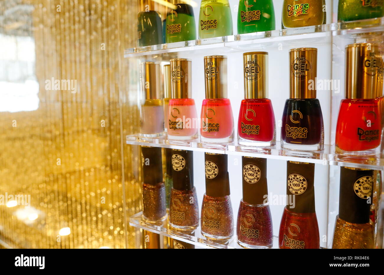 manufacturer of nail polish