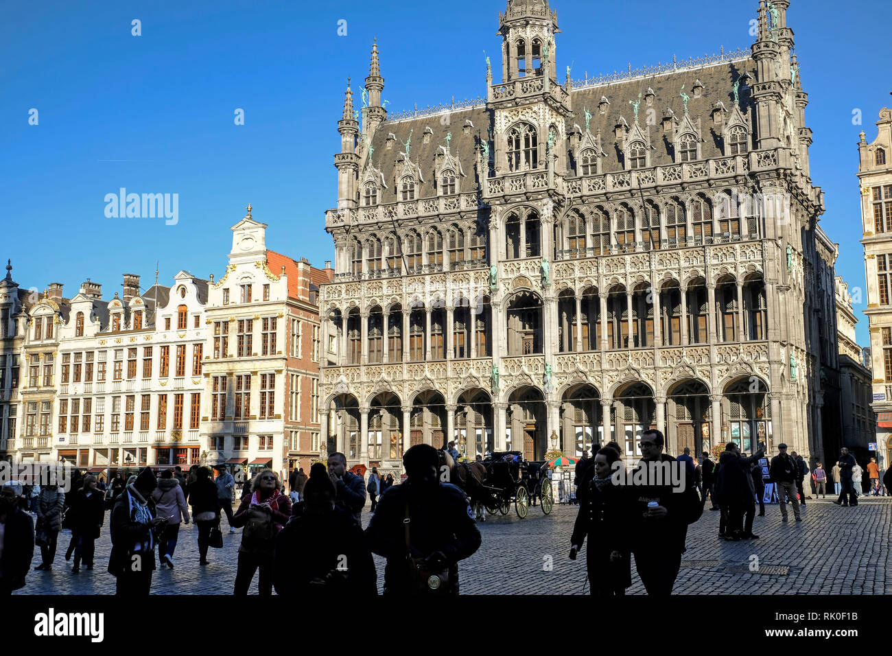 15.11.2018, Bruessel, Belgien - das Maison du Roi mit dem Stadtmuseum an der Grand-Place in Bruessel Stock Photo