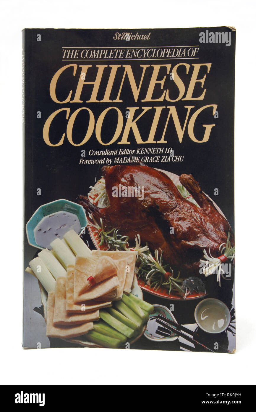 The Complete Encyclopedia Of Chinese Cooking Book Stock Photo