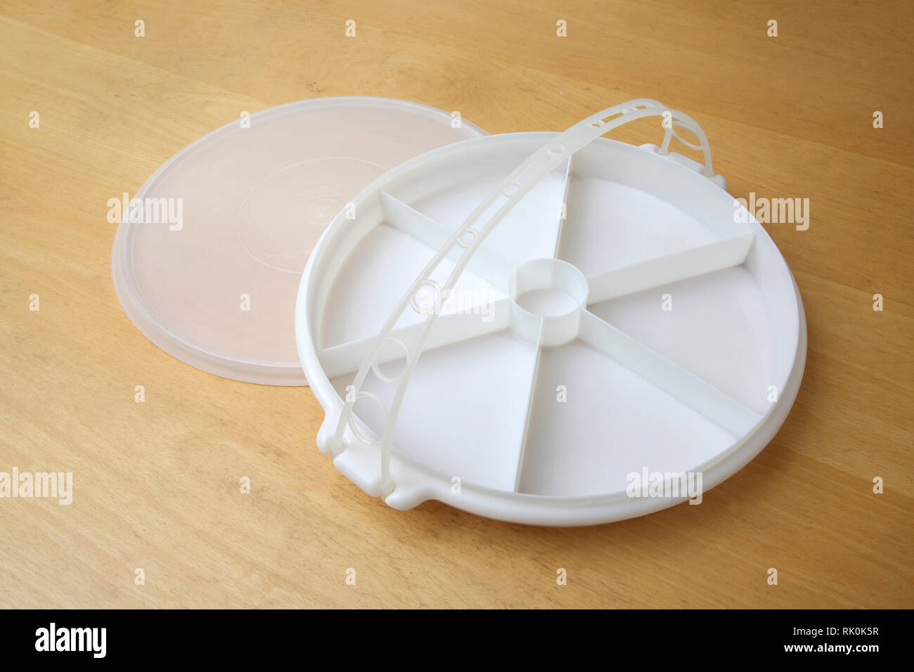 Tupperware party hi-res stock photography and images - Alamy