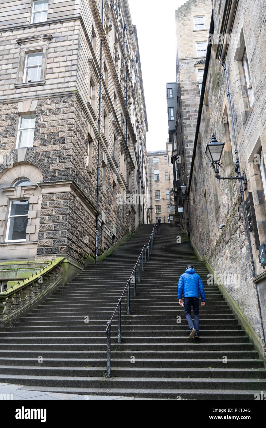 Steep steps of Warriston's Close in Edinburgh  Old Town , Scotland, UK Stock Photo