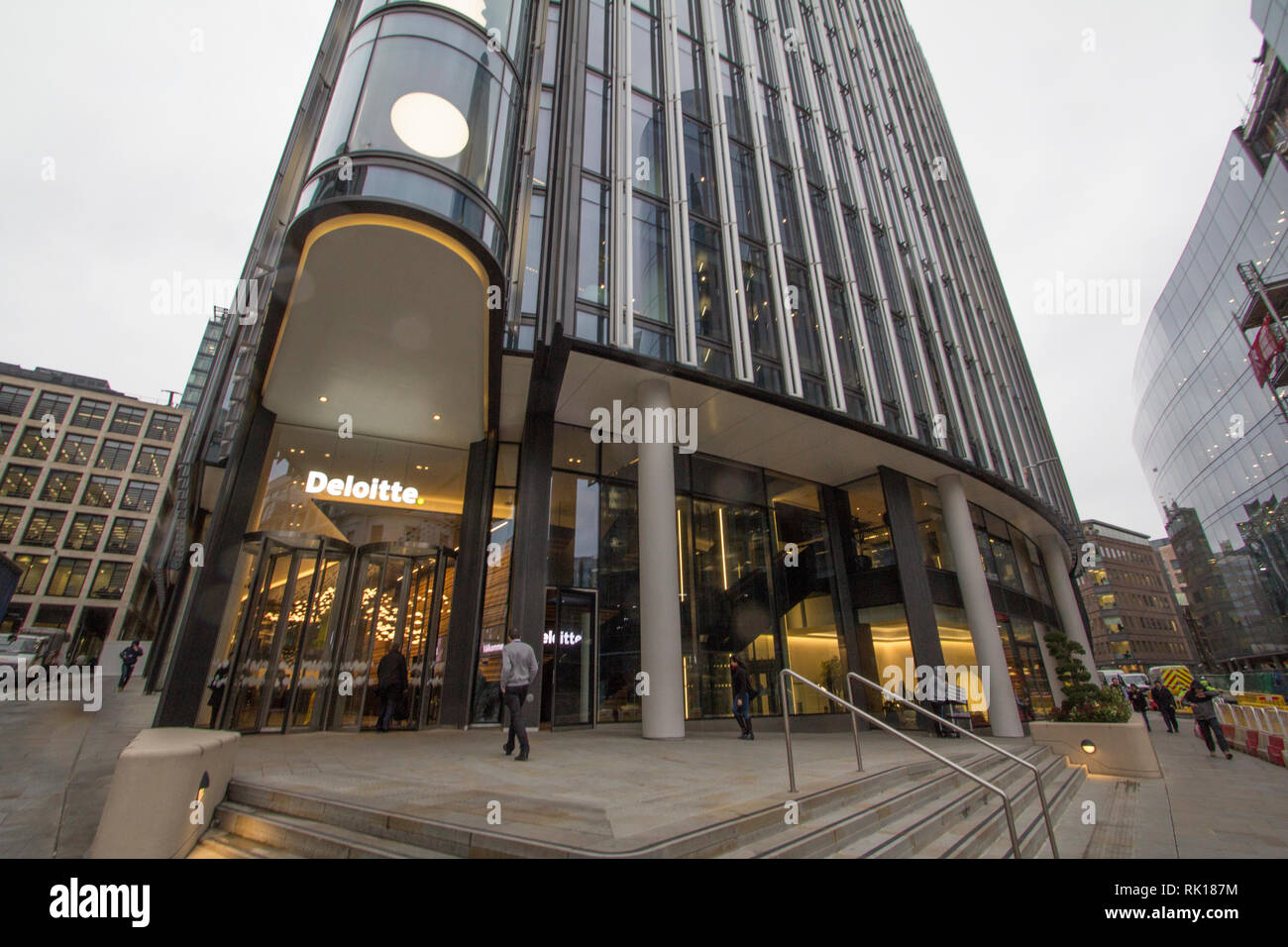 Deloitte LLP offices of Deloitte Deloitte Touche Tohmatsu Limited  auditing, consulting, financial advisory, risk management, tax, accountants offices in Holborn Stock Photo