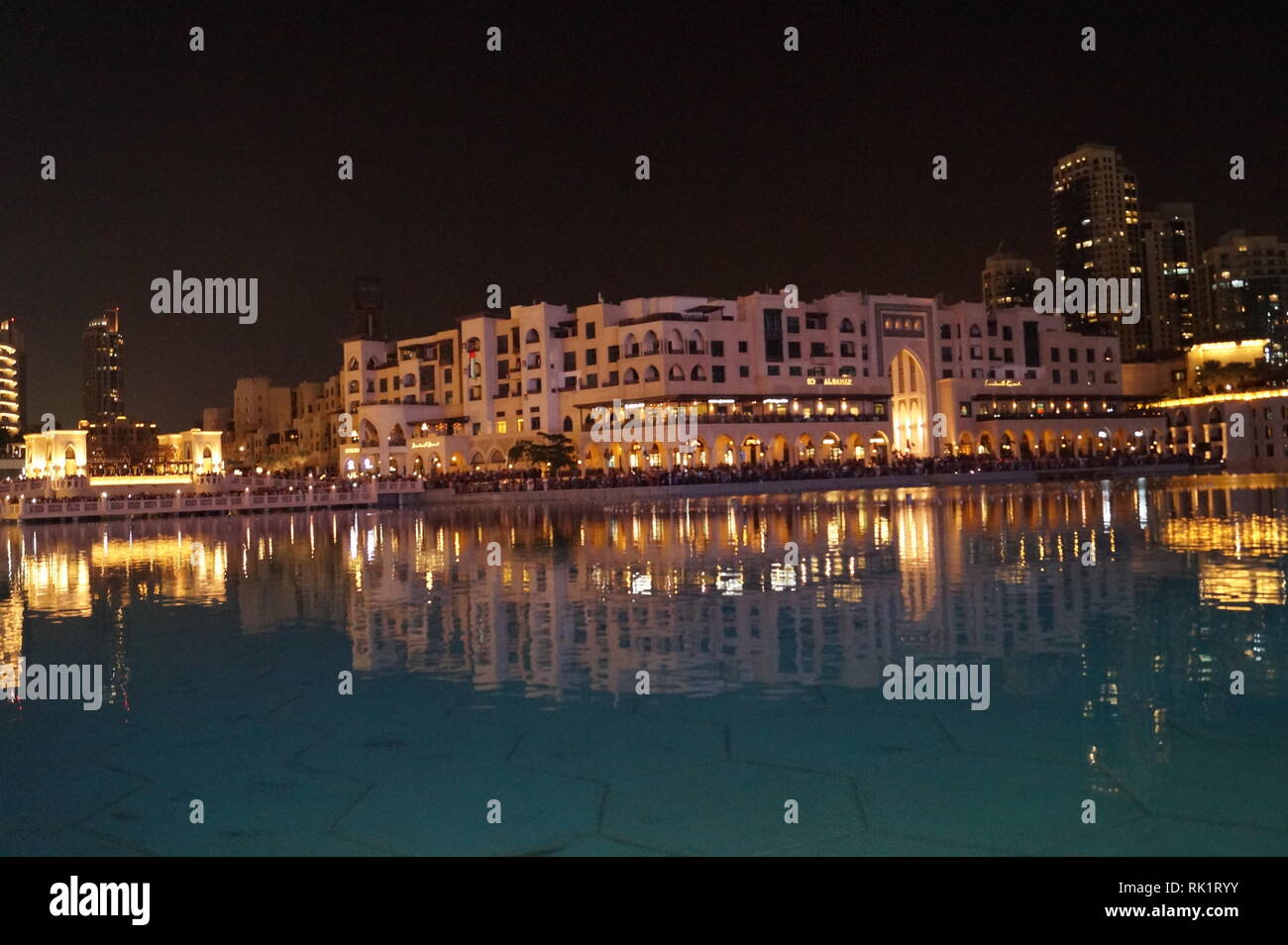 Picture downtown dubai mall hi-res stock photography and images - Alamy