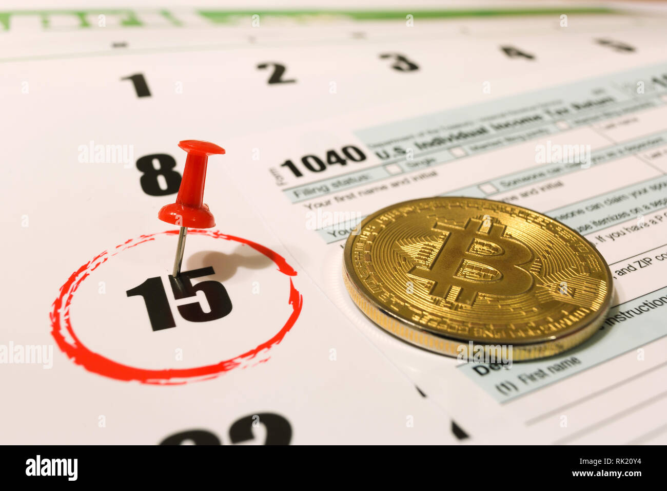 Bitcoin 2018 hi-res stock photography and images - Page 3 - Alamy