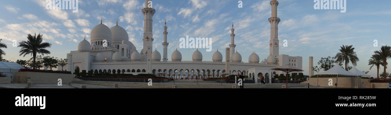 The Sheik Zayed Grand Mosque - Abu Dhabi Stock Photo