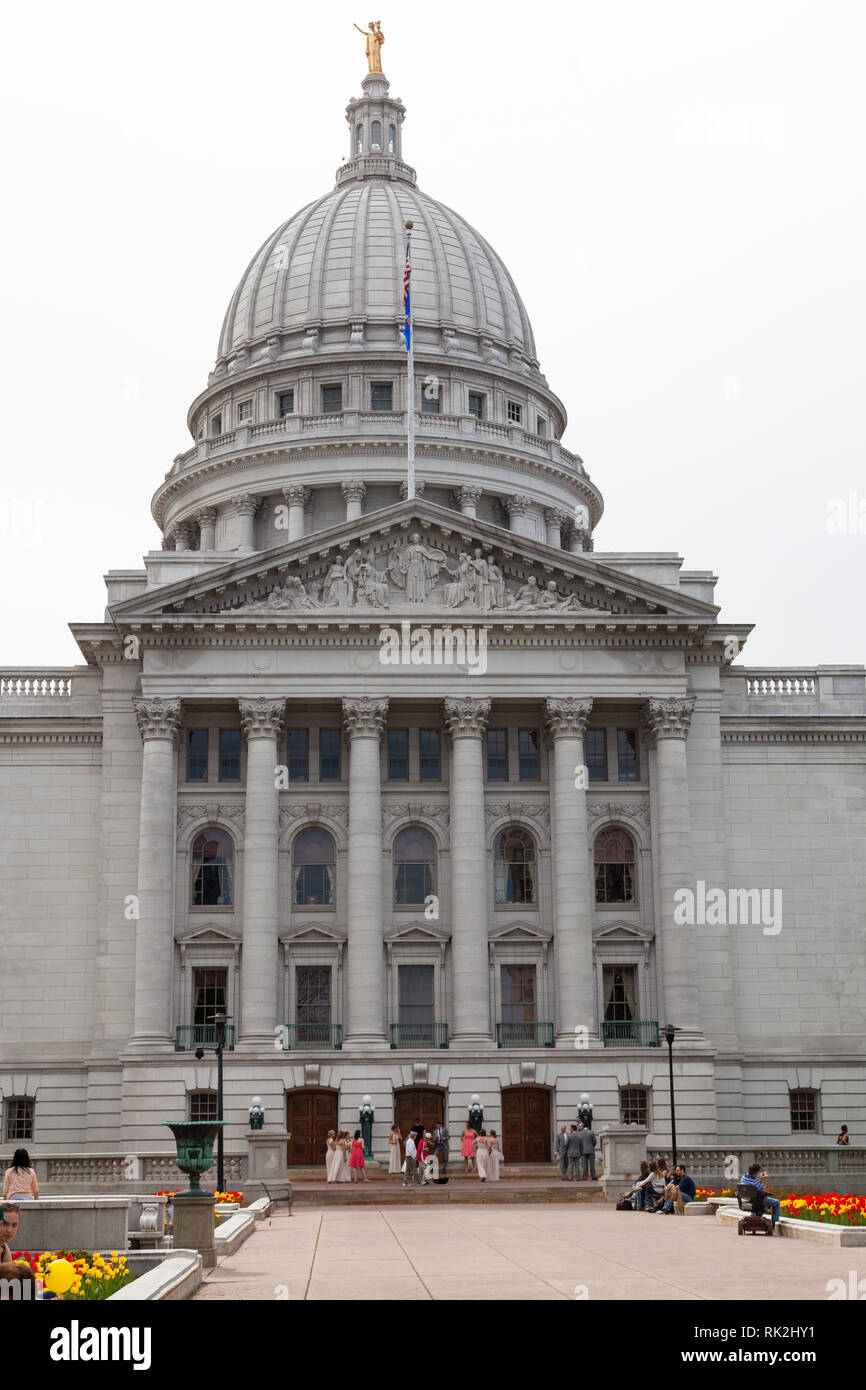 Reflecting Madisons Changing Capitol >> Madison State Street Stock Photos Madison State Street Stock Reflecting Madisons Changing Capitol >> Madison State Street Stock Photos Madison State Street Stock