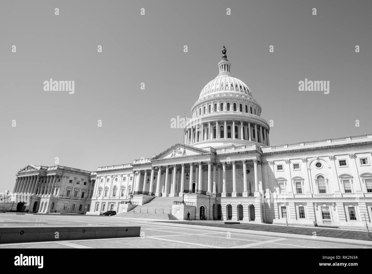 U.s. capitol building washington dc Black and White Stock Photos ...