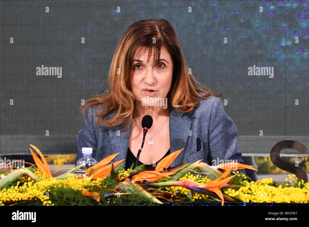 Foto de teresa hires stock photography and images Alamy