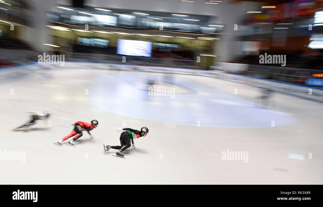 Torino, Italy. 09th February, 2019. Foto LaPresse/Nicol&#xf2; Campo  9/02/2019 Torino (Italia)  Sport ISU World Cup Short Track Torino - Men 500 meters Quarterfinals  Nella foto: Sandor Shaolin Liu in testa al gruppo  Photo LaPresse/Nicol&#xf2; Campo  February 9, 2019 Turin (Italy)  Sport ISU World Cup Short Track Turin - Men 500 meters Quarterfinals In the picture: Sandor Shaolin leads the pack Credit: LaPresse/Alamy Live News Stock Photo