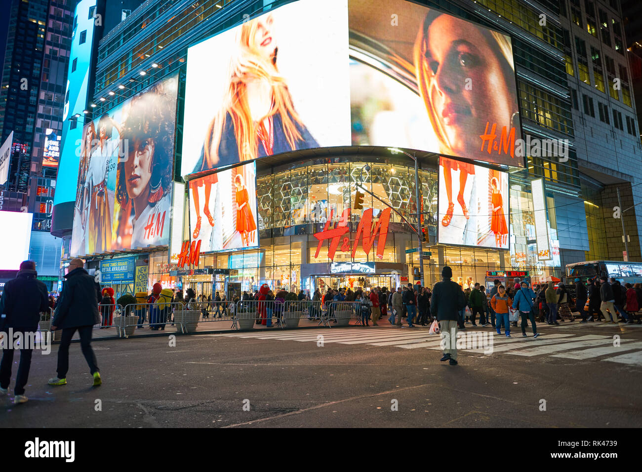 NEW YORK - CIRCA MARCH 2016: Times Square H&M store at night. H & M Hennes  & Mauritz AB is a Swedish multinational retail-clothing company, known for  Stock Photo - Alamy